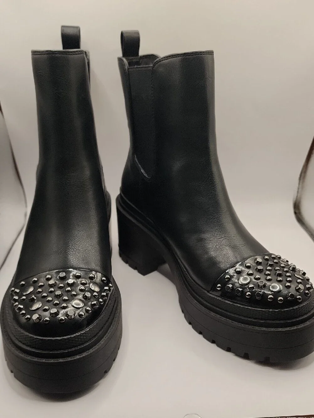 Jessica Simpson Black Studded Chelsea Platform Booties